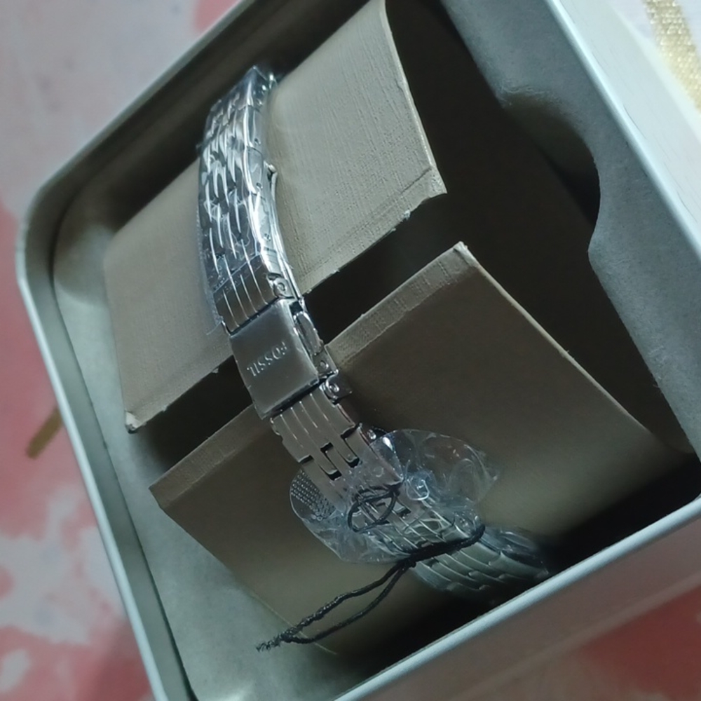 Fossil Tillie silver stainless steel Women's Watch - Picture 2 of 3